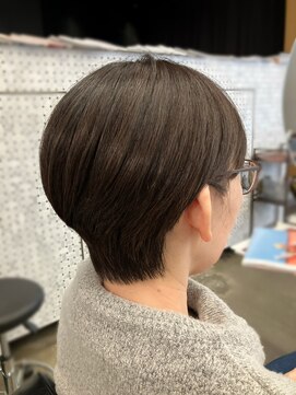 アコロン 武蔵小杉(acoron.) 艶が映える大人ショート×武蔵小杉