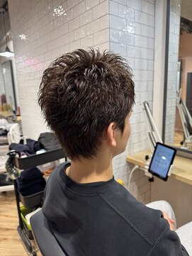 アーチ バイ ループ(arch by LOOP) スパイキーフェザーパーマ　0523
