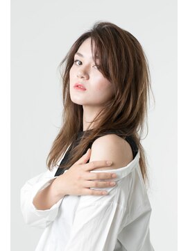 エヌトゥーナ 表参道(Ntuna) 大人セクシーレイヤー 【Ntuna 表参道】