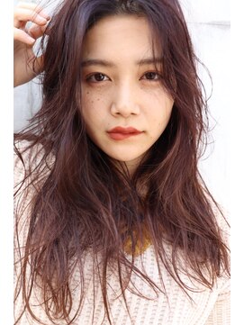 ネイビー チャムズ 久留米(NAVY chums) 果実カラーで一味違った雰囲気を