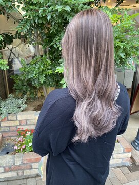 ファーレンピュアスウィート(fahren-pure-suite) ホワイティラベージュ☆