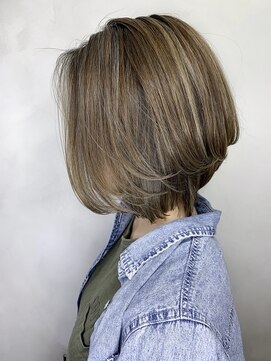 サニーグレイス シエリー(SUNNY GRACE × Cherie) くびれミディ