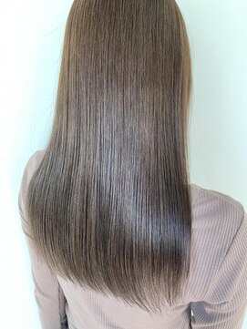 エトランジェ(Etrange) 大人かわいい☆透明感カーキアッシュ