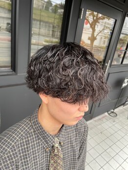 スタッグバーバー(STAG BARBER)の写真/【富雄徒歩5分】カット+ノーマルパーマ¥8800ベーシックパーマからトレンドのパーマまで！