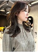 レイヤーカット 韓国ヘア おくれ毛 セミロング 顔まわり
