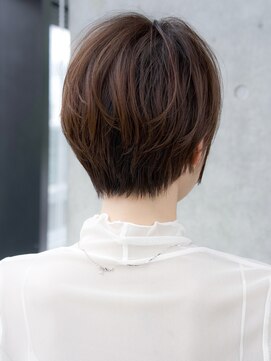 エインアンリー 表参道(AIN.ANLY.) 前髪あり大人ショート20代30代40代【AIN.表参道】川原大地