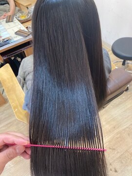 グランバイ アトリエドングリ(Grand × AtlierDonguri) 髪質改善 ビフォーアフター その695(縮毛矯正)