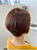 ショートボブ