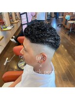 シェロヘア(cielo HAIR)&nbsp;オールバックパーマ×フェード
