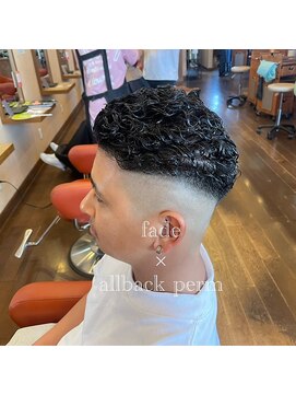シェロヘア(cielo HAIR) オールバックパーマ×フェード