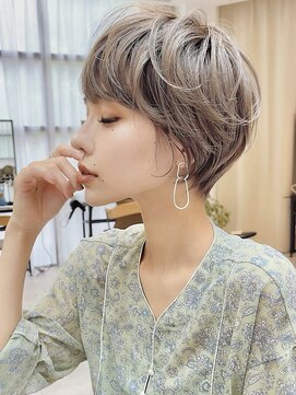アイドットプラス 表参道(i.+omotesando) 大人かわいいワンカール シアーカラーショート 似合わせカット
