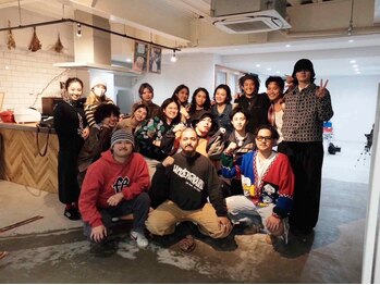 バイマイサイド(BY MY SIDE)の写真/解放感のある店内とたっぷりとした日差しと空気が流れる店内。まるで外にいるかのような心地よさです。