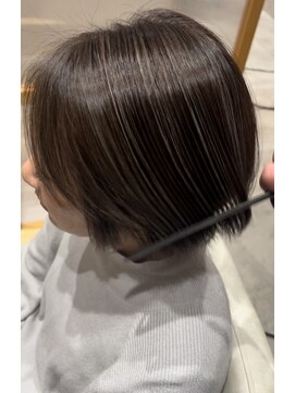 ベルダ 高槻(BELDAD) ハイライトショートヘアダブルカラーアディクシーカラー