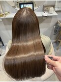 髪質改善トリートメント、縮毛矯正で艶髪へ