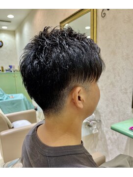 シェリール(Cherir) ベリショート ツーブロック