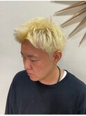 ハイトーンカラー　ブロンドカラー　スパイキーショート