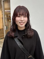 メルト 西梅田店(melt)&nbsp;ワインレッドカラー×ミディアムパーマ