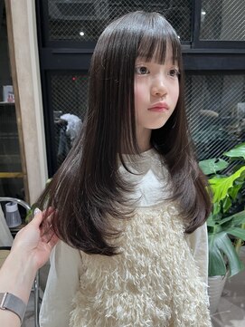 エラ(ere) キッズ 女の子カット ジュニアカット ロングレイヤー