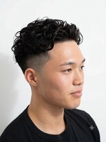 エクラート メン 仙台(ECLART men.)&nbsp;前髪の束感がお洒落なカーリーマッシュ｜ラフに決まるメンズヘア
