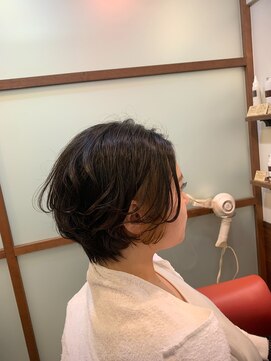 ムードコア 関内店(mu;d Coa) インナーカラー耳掛けショート