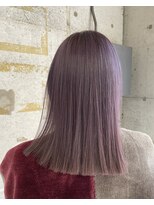 シェノン(Chainon) ぱつんとストレートと相性バツグン。ハイトーンラベンダーカラー