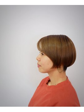 アクトンヘアドレッサーズ(Acton Hairdressers) ディスコネクションボブ