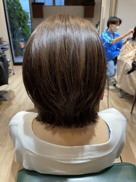 サラ(sarah) レイヤーボブ