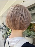 ブリーチありベージュ×ミニボブ