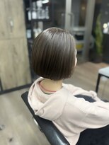 ヴィフ 大船(VIF)&nbsp;白髪ぼかし脱白髪染めショートヘアショートボブカット大船駅鎌倉