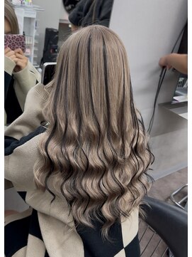 エミーバイモアムー(Emmie byMoremuu) 【RYUKI】ホワイトミルクティー