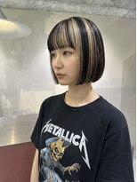 エルミタージュ(HERMITAGE)&nbsp;ミルクティーベージュウルフパーマミディアムヘア50代髪型
