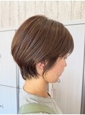 丸み×くびれで叶える大人美人ショート
