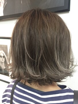 ペネロープ(Penelope) 【新宿ペネロープ】外ハネボブ×グレージュメッシュ 担当 RYO