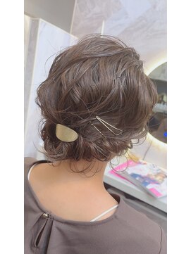 ブブ(BluBlu) ヘアセット★ボブスタイル　シニオン系