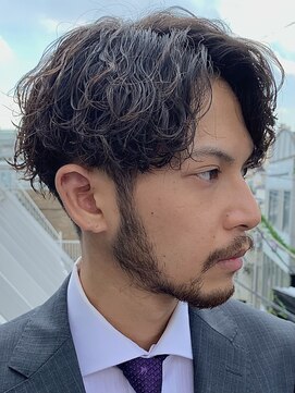 フィフス トウキョウ (fifth TOKYO) 波巻きパーマ波巻きスパイラルパーマツイストスパイラルパーマ