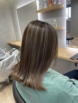 ノアル(NOAHL)&nbsp;G 艶髪ハイライト