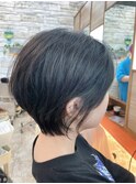 ショートボブ