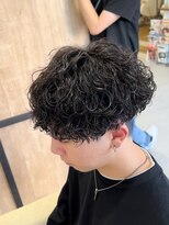 メンズギフト(men's GIFT)&nbsp;刈り上げツーブロック波巻きスパイラルパーマメンズマッシュ