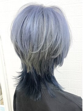 シャルティア(SHALLTIA) ハイトーンシルバー【山口市美容室】【山口市ウルフカット】