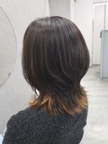 リュンヌ(Lune)&nbsp;ウルフカット×裾カラー/ito