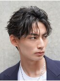 渋谷フェザーパーマフェザーショート大人刈り上げセンターパート