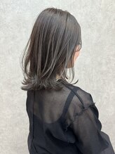 エニル(enil)&nbsp;＊アッシュグレー×ミディアムレイヤー