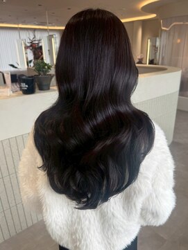 桑名ロングレイヤーカットハッシュカット透明感カラー重めロング