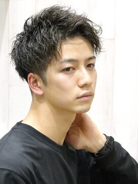 ヘアーアンドグルーミング ヨシザワインク(HAIR&GROOMING YOSHIZAWA Inc.) ツイストスパイラルパーマアップバングツーブロック刈り上げ束感