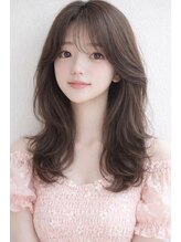 アンド ラル(AND LALU)&nbsp;韓国レイヤーでいつもと違うロングヘアに。