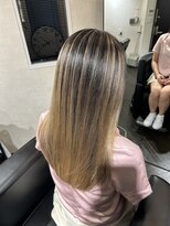 ハナワプラス(HanaWa＋)&nbsp;バレイヤージュレイヤーカット 海外風バレイヤージュ 白髪ぼかし