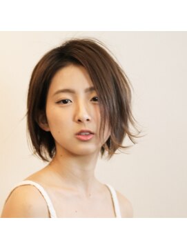 ミューゼスタイル(musee style.) やわふわショートボブでフェミニンクール