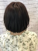 ミーティア バイ クアトロ(Meteor By QUATRO)&nbsp;フェミニンショートボブ