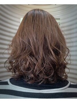 リムズ RIMS ヘアスパサロン Hair spa salon ミディアムカールスタイル