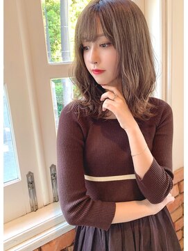 ディスオモテサンドウ 表参道(This OMOTESANDO) 今年大人気のくびれヘアー&ミルクベージュ